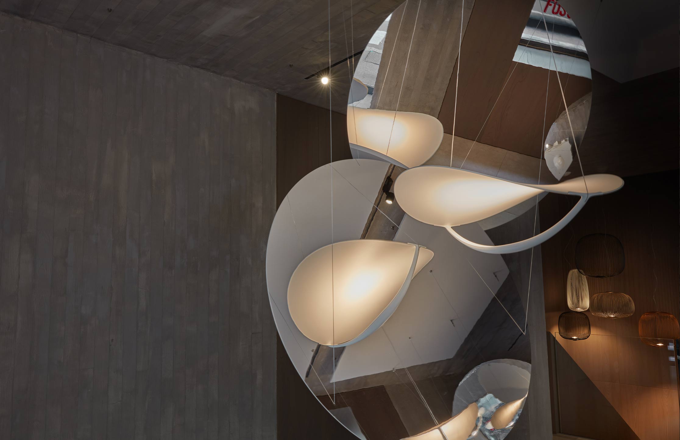 Plena: enchanting light